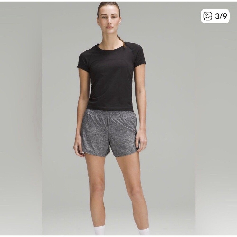 Lululemon Women's Tracker Running Shorts Size 6 Gray